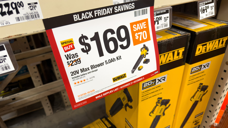 DeWalt leaf blower discounted for Black Friday at Home Depot.