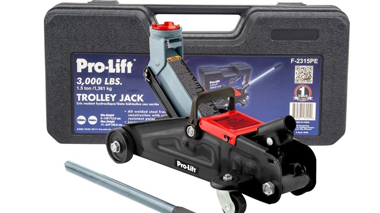 Pro-Lift floor jack with case