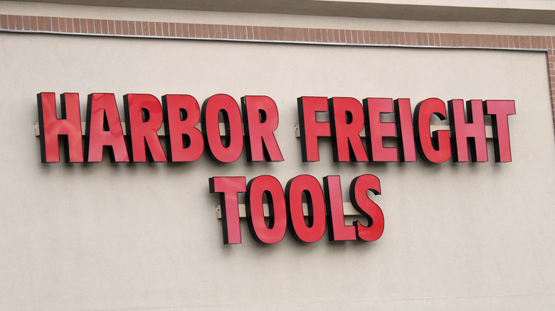 Harbor Freight Tools sign