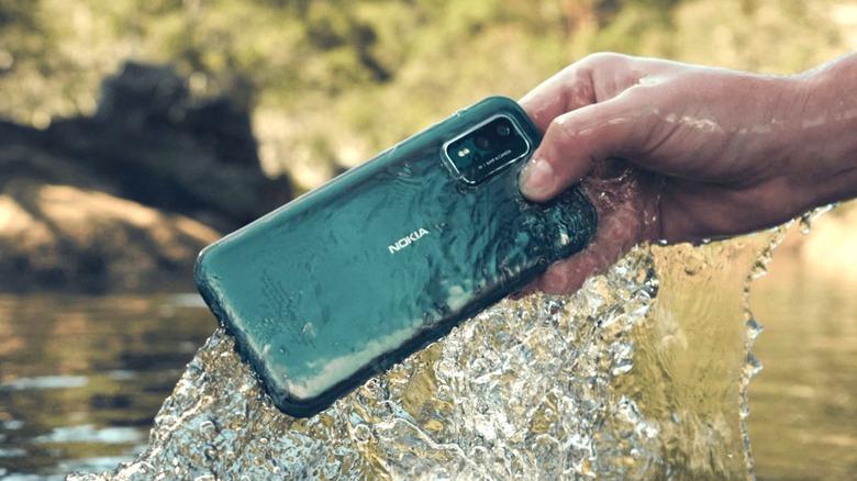 Nokia XR21 in water