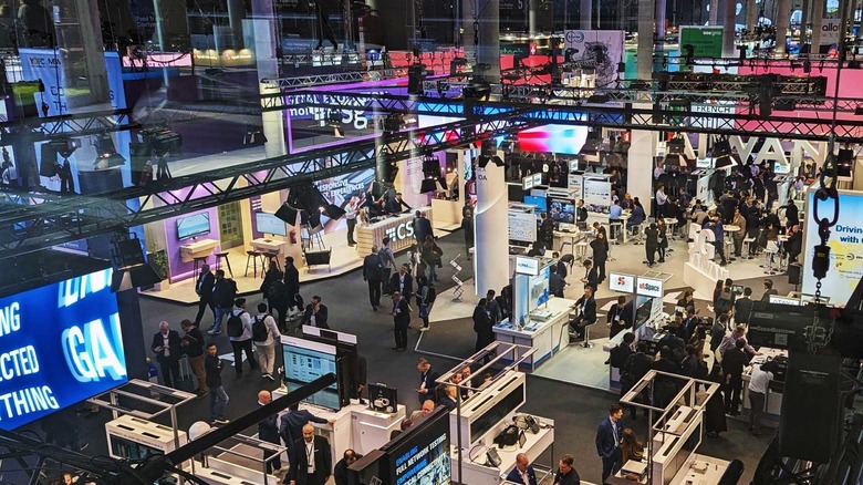 MWC show floor