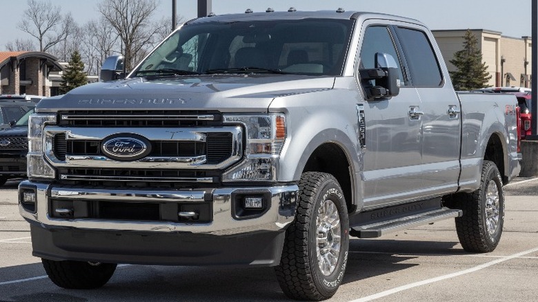 2023 Ford F-250 Super Duty front view
