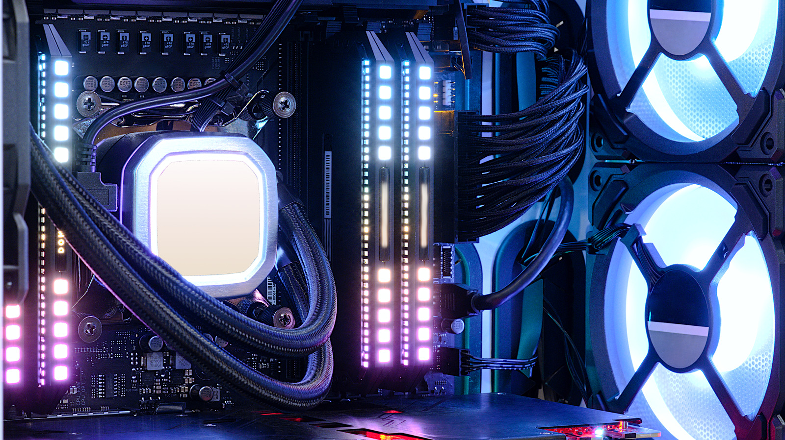 Corsair Dominator Platinum RGB DDR5 review: dominating performance and  style