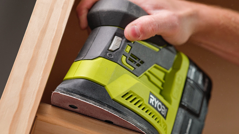 Ryobi 18V One+ Corner Cat Sander