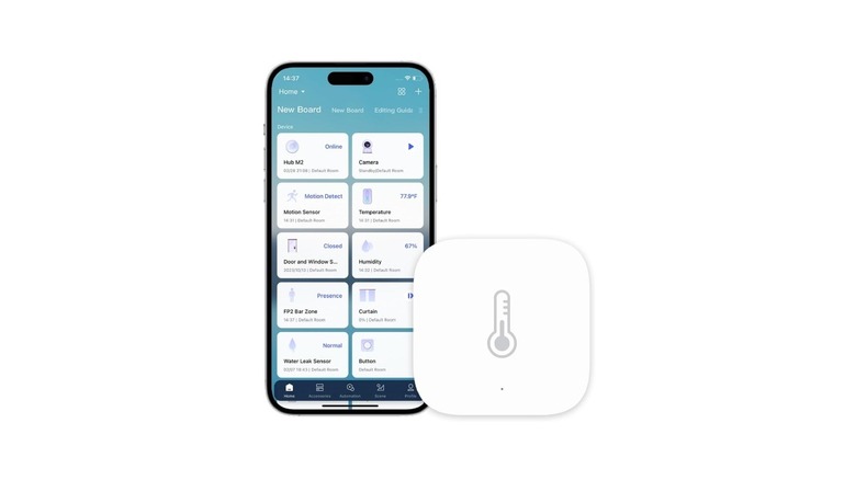 Aqara temperature and humidity sensor with the smartphone app