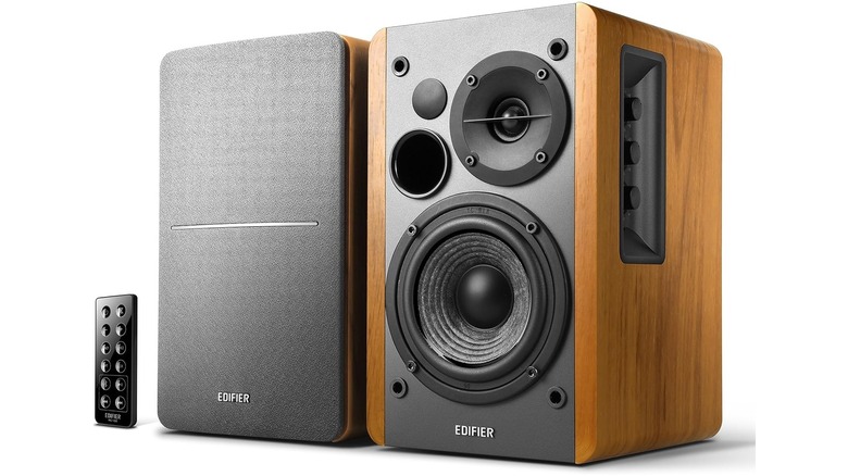 Edifier R1280DB powered bookshelf speakers