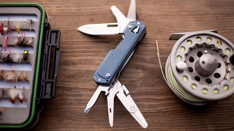 Leatherman Free T4 with its tools unfolded