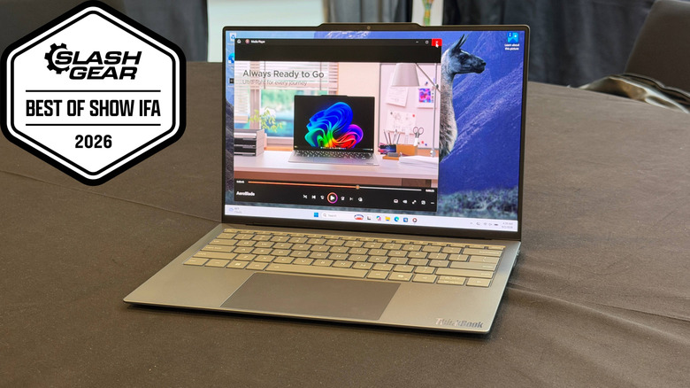Lenovo Project Aeroblade concept laptop on a table