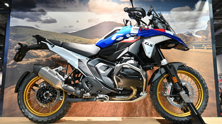 BMW r1300 gs on display