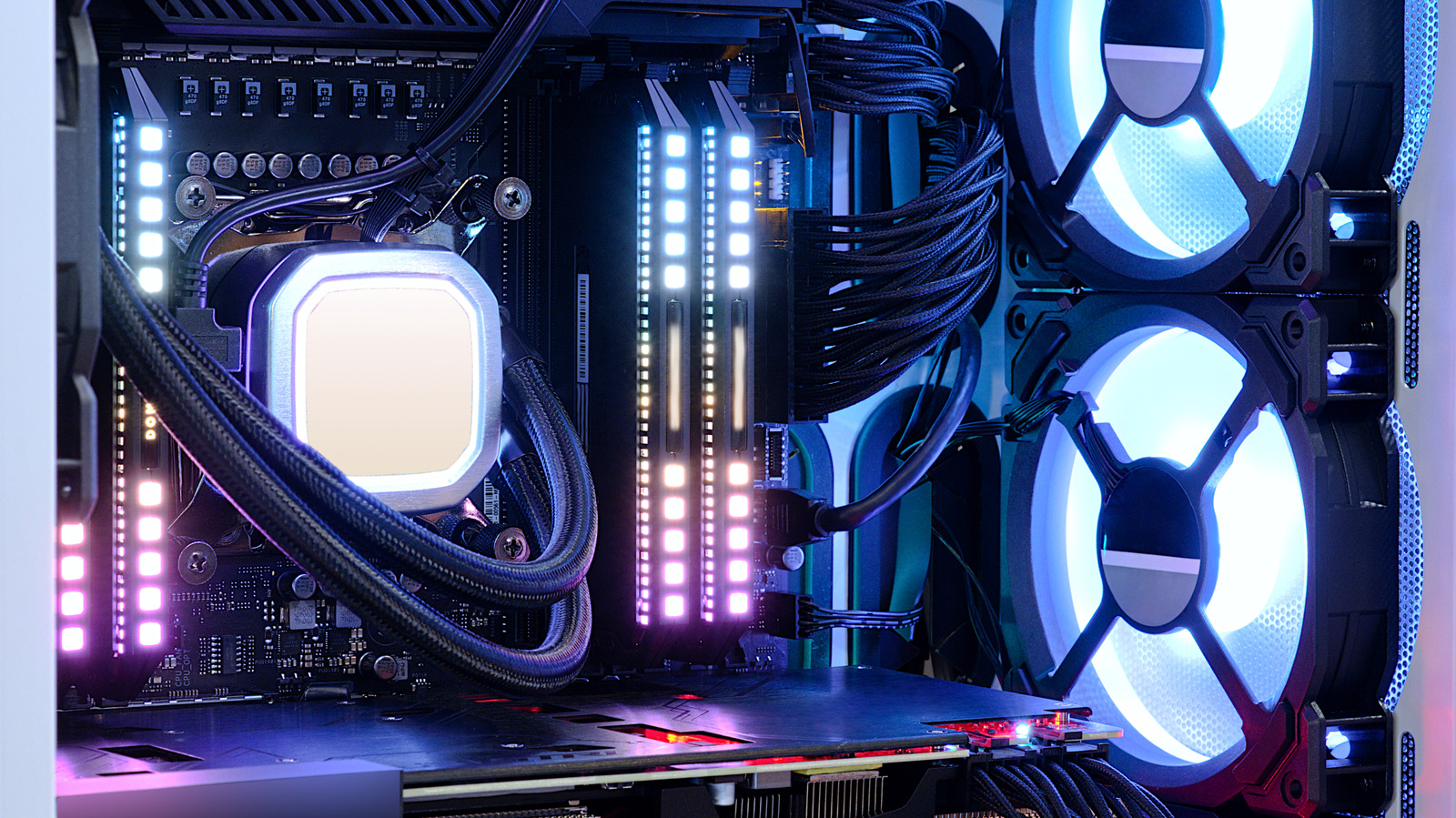 Beware: Smoking Doesn't Only Damage Your Lungs, But Also Your CPU