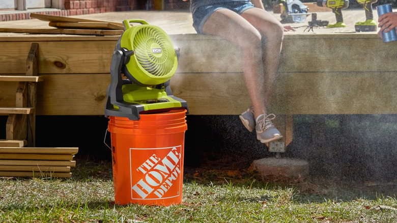 Ryobi Misting fan attached to a Home Depot bucket