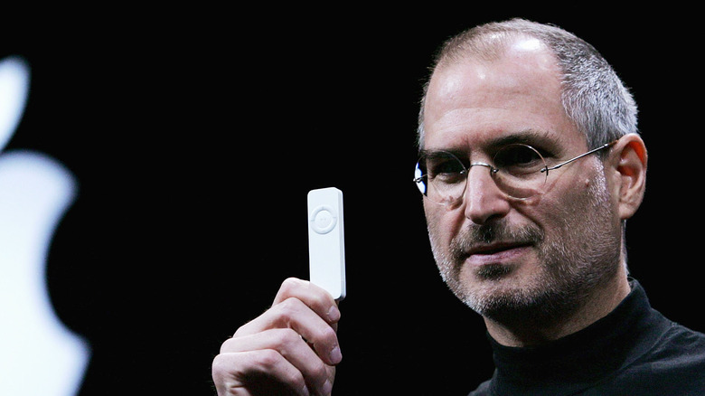 Steve Jobs announcing a product in the mid 2000s