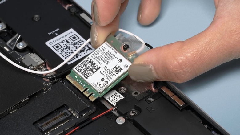 Laptop network hardware