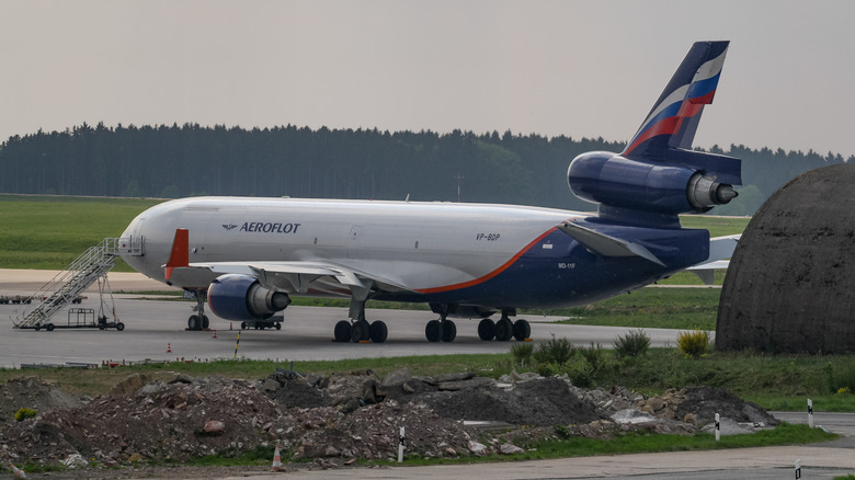 trijet aeroflot cargo plane