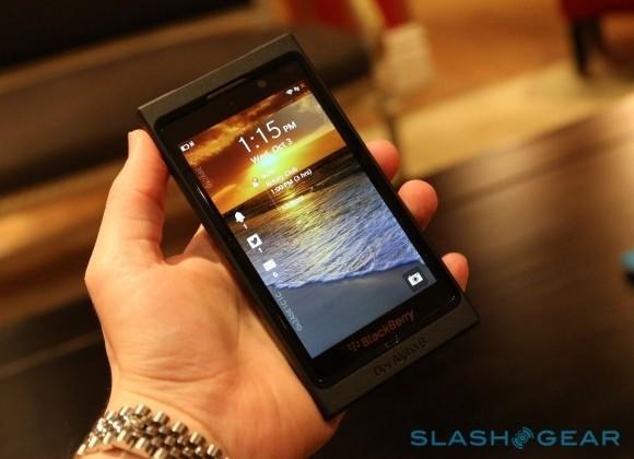 blackberry_10_dev_alpha_b_hands-on_32-580x427