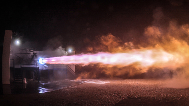 SpaceX Raptor engine hot-fire test