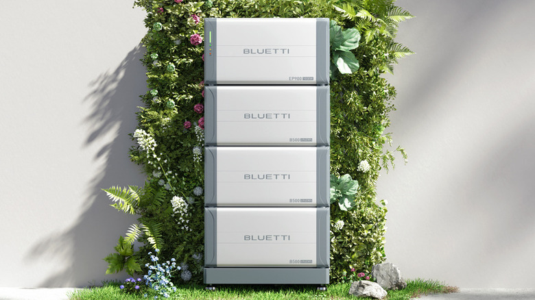 Bluetti EP900 Energy Storage System