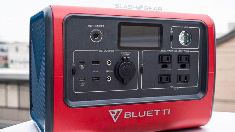 Bluetti EB70 Portable Power Station 