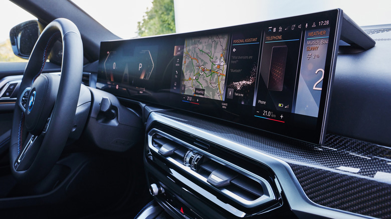 BMW i4 M50 infotainment screen