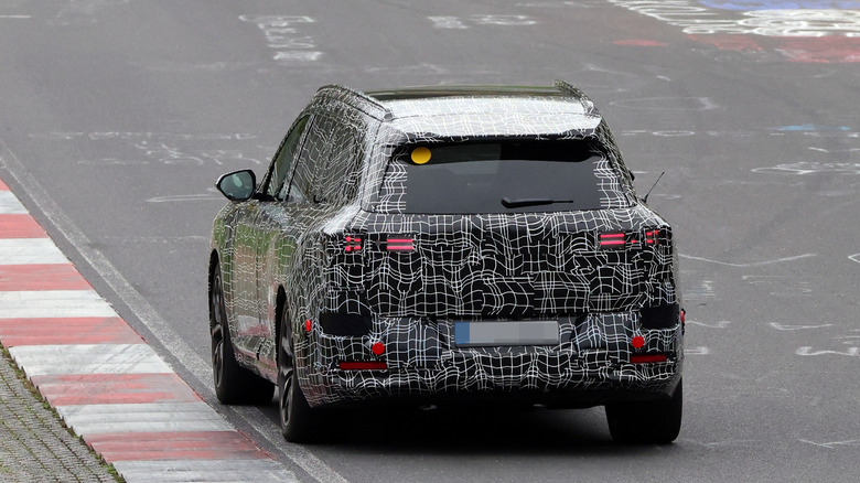 BMW iX7 undergoing testing