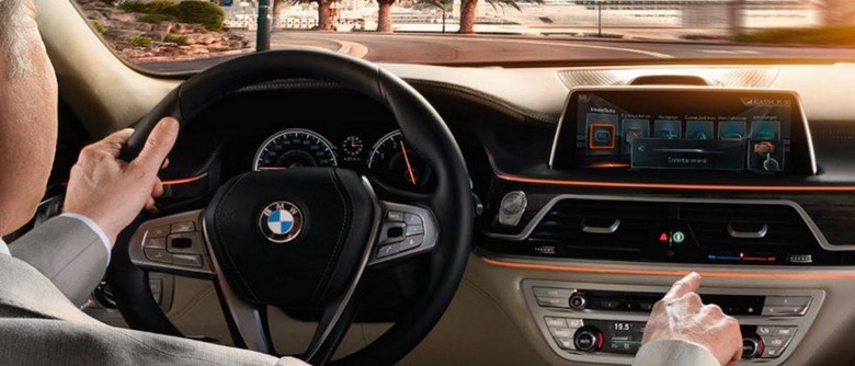 BMW to finally adopt Apple's CarPlay on new X5, X6 models