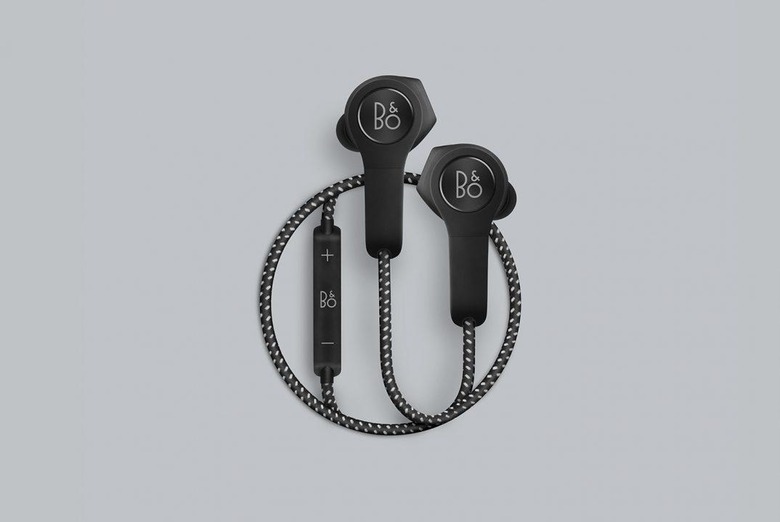Beoplay h5 hotsell dusty rose