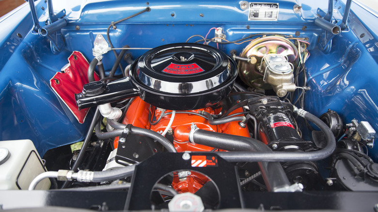 Chevrolet 350 V8 engine