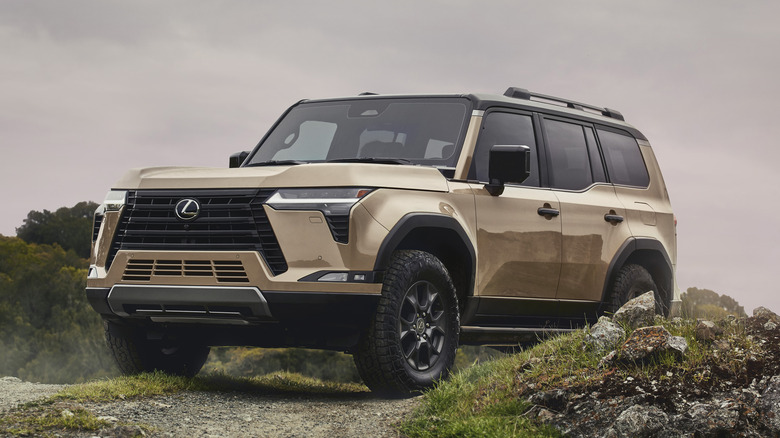 2026 Lexus GX Overtrail