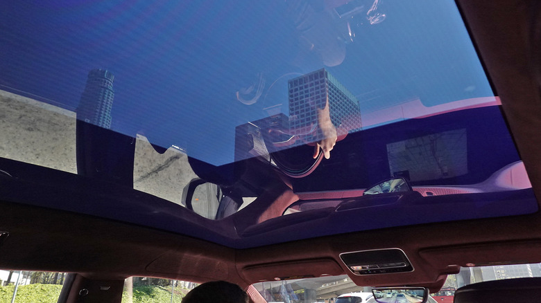2025 Cadillac Celestiq sunroof tinting quadrants