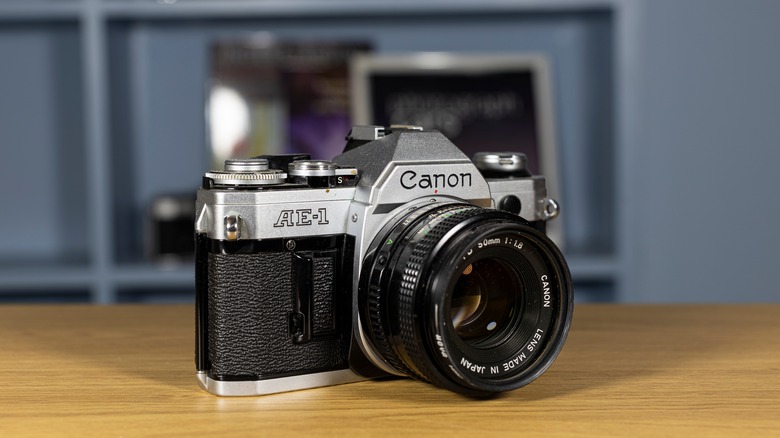 Canon AE 1