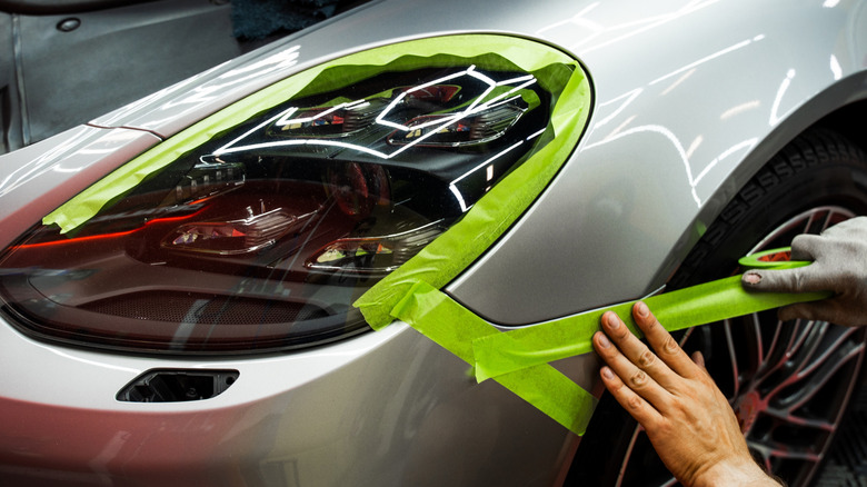 A video of a inflated vinyl wrap
