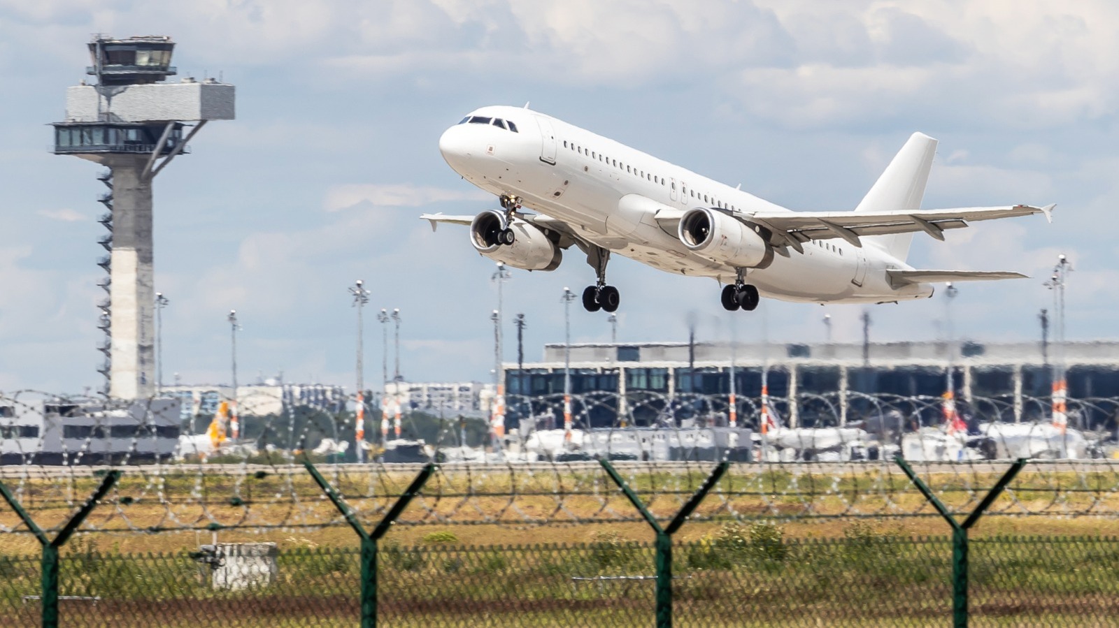 Can Autopilot Land A Plane On Its Own?