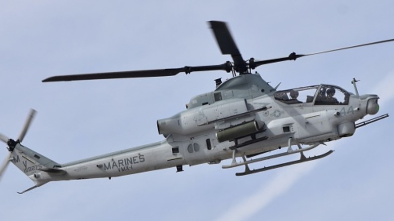 A USMC Bell AH-1Z Viper flying through the skies.