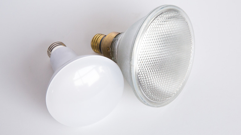 LED light bulb vs. halogen lightbulb