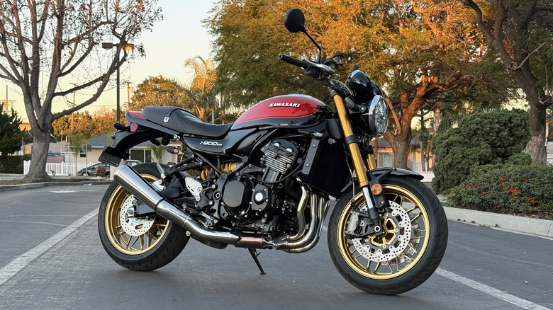 Kawasaki Z900RS parked