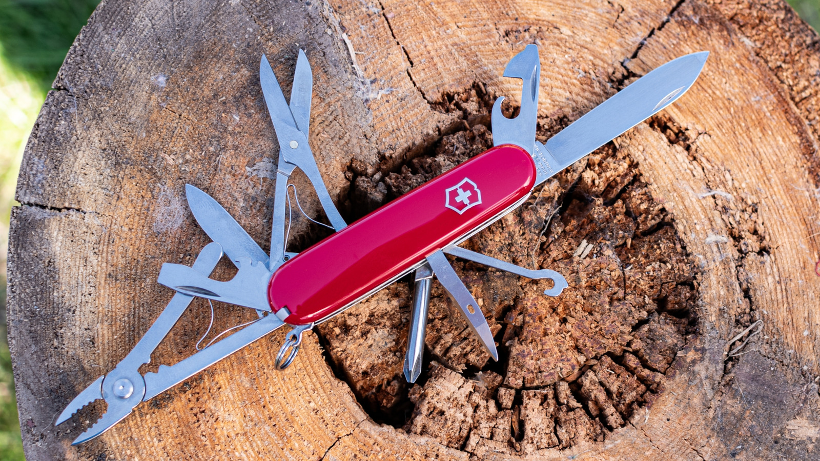 Can You Add Tools To A Swiss Army Knife?