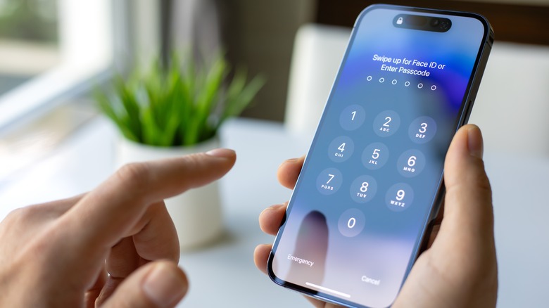 Lock screen window of an iPhone.