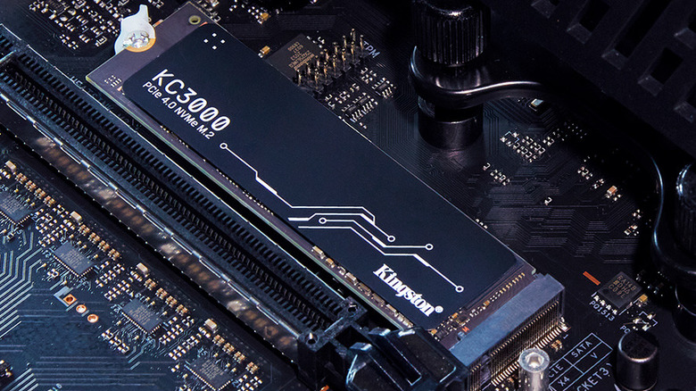 Close up of Kingston KC3000 PCIe 4.0 M.2 SSD installed in a motherboard