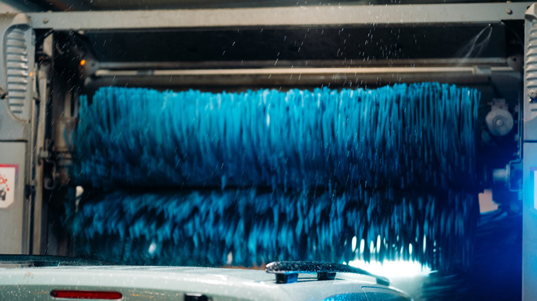 Spinning brushes in a car wash