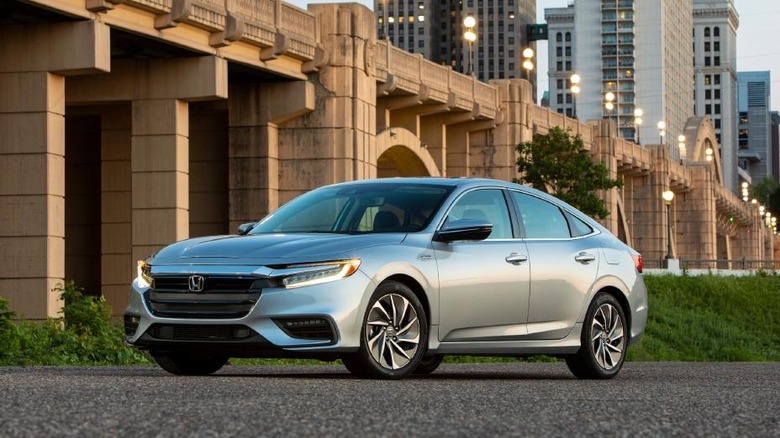 Honda Insight in the city