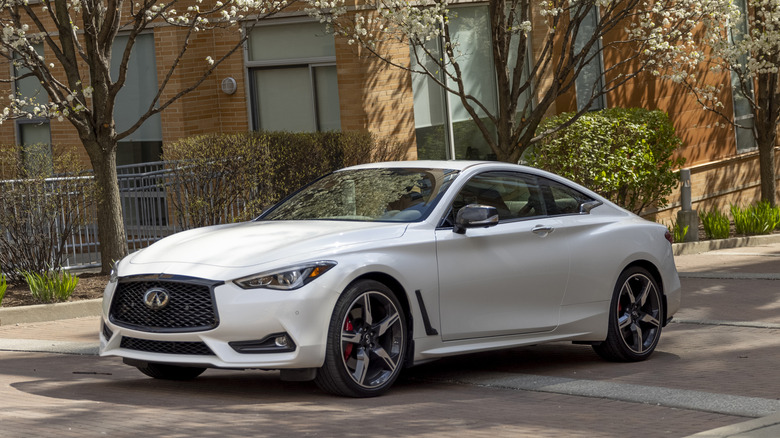 Infiniti Q60 parked up