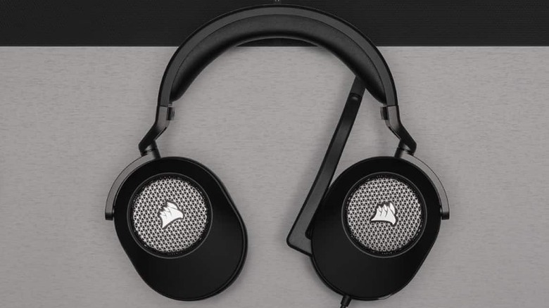 Corsair HS65 SURROUND