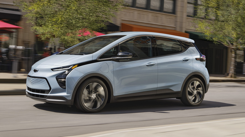 chevy bolt street driving