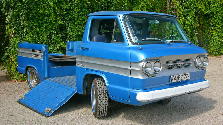 Front 3/4 view of Corvair Rampside pickup truck