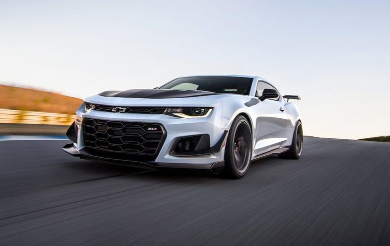 Chevrolet Eyes Cheaper V8 Camaro To Compete With Mustang And Challenger -  SlashGear
