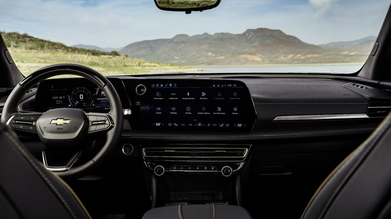 Interior of the 2027 Chevy Traverse High Country