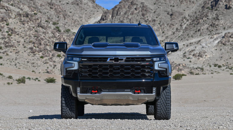 Chevrolet Silverado ZR2 off-road trim