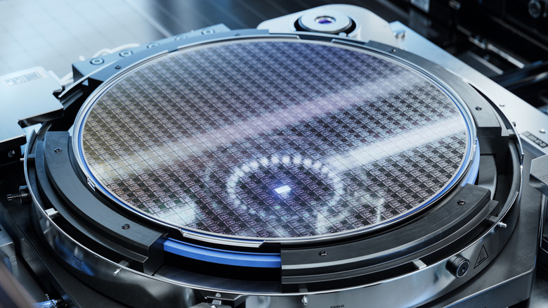 Silicon wafer in lithography stage