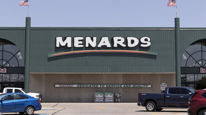The front of Menards store.