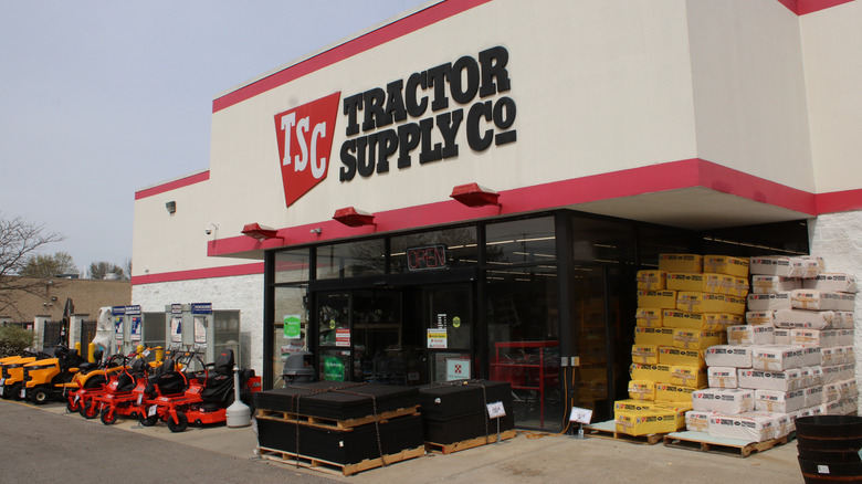 Tractor Supply Co storefront with stacked supplies